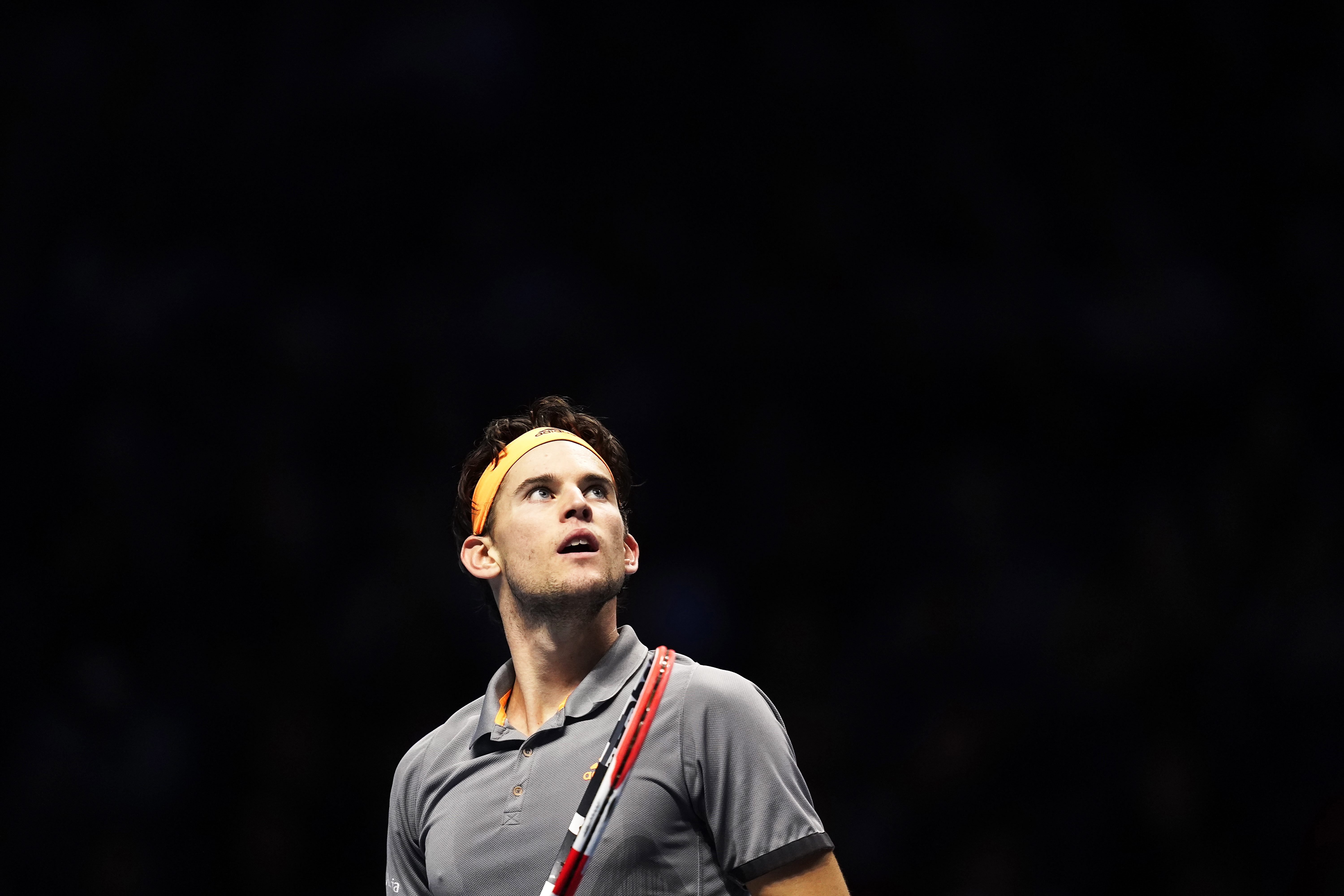 世界网球队强势美国网球队，西西帕斯三分雨点燃全场的简单介绍