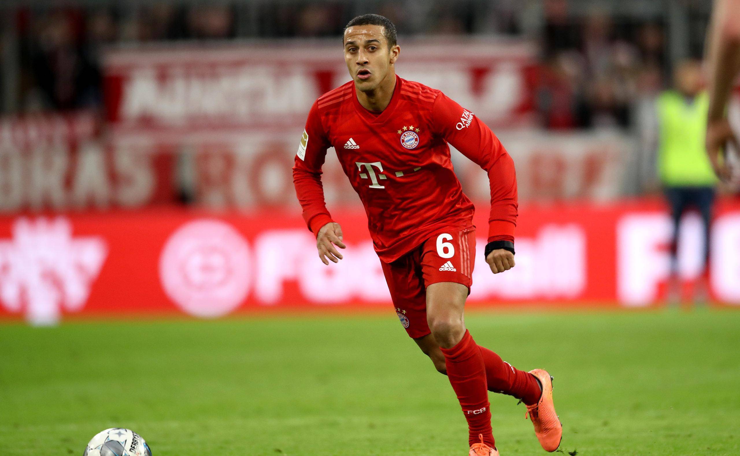 包含德国碾压希腊，蒂亚戈统治全场的词条