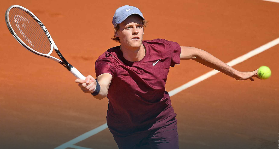 PG电子娱乐官网-单打网球决赛一触即发，绿茵场上争雄的简单介绍