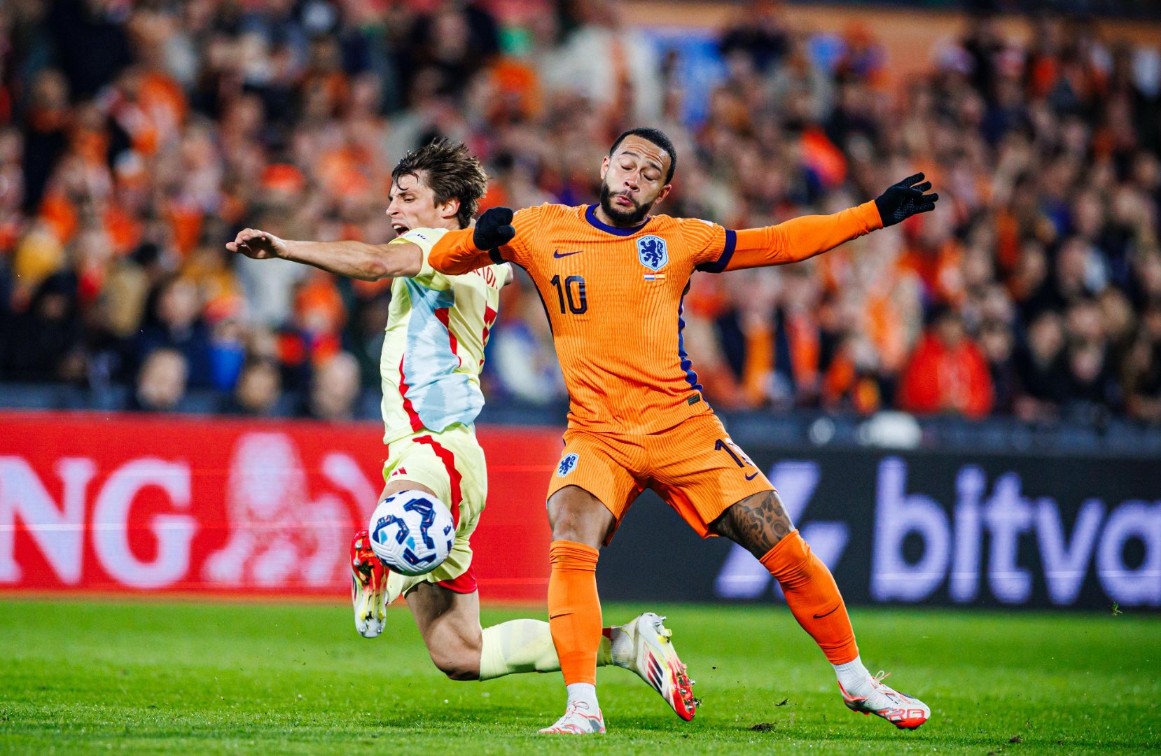 墨西哥队力挫对手，杀入半决赛