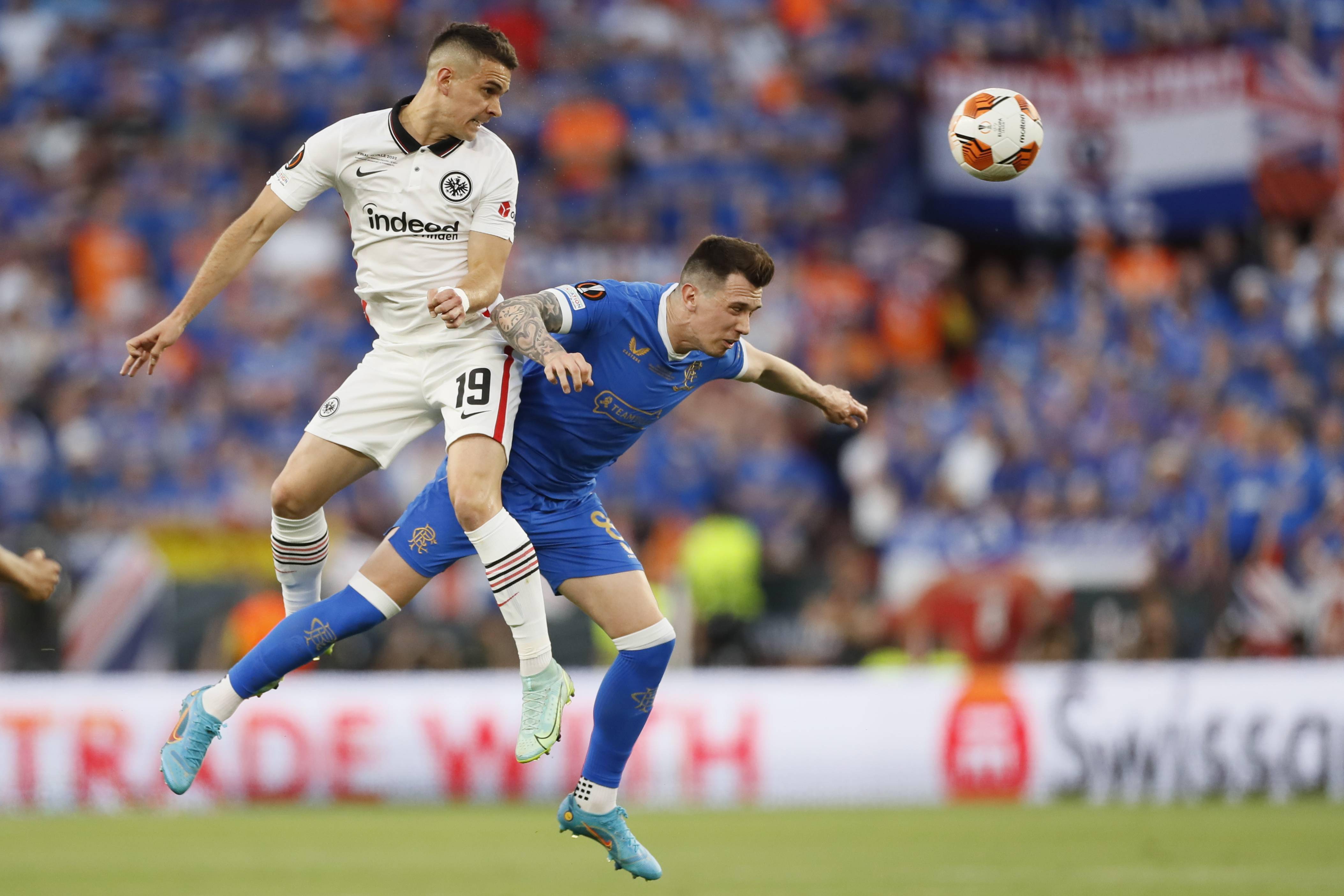 德国球队在欧冠赛场上取得大胜 德国球队在欧冠赛场上取得大胜