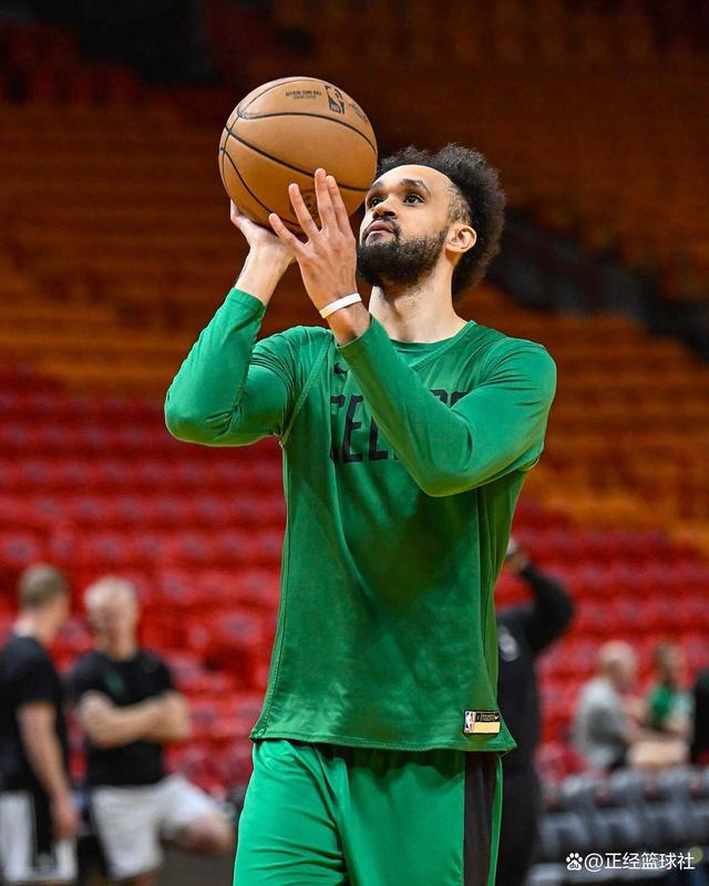 绿军队员全心备战，力图胜利的简单介绍