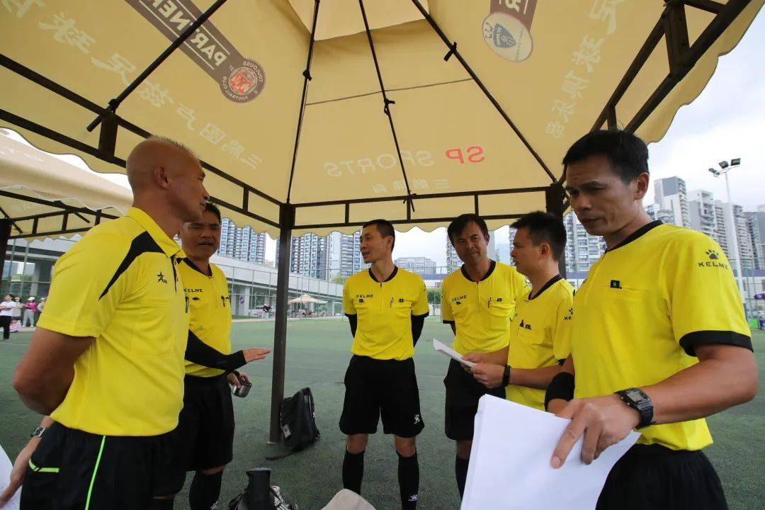 PG电子试玩官网-包含图卢兹球员拼尽全力，力保比赛领先优势的词条