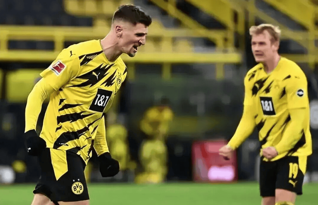 斯图加特客场对阵霍芬海姆,火药味十足的简单介绍 斯图加特客场对阵霍芬海姆,火药味十足的简单介绍