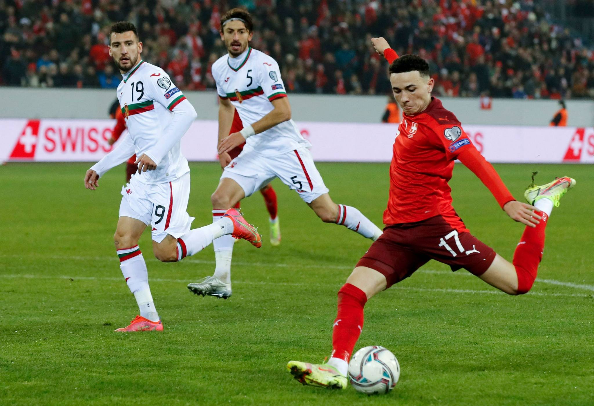 PG电子游戏-瑞士队球员训练中注意身体恢复的简单介绍