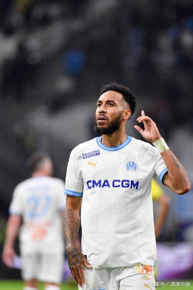 巴塞罗那客场逆转比利亚雷亚尔，实现激动一战的简单介绍