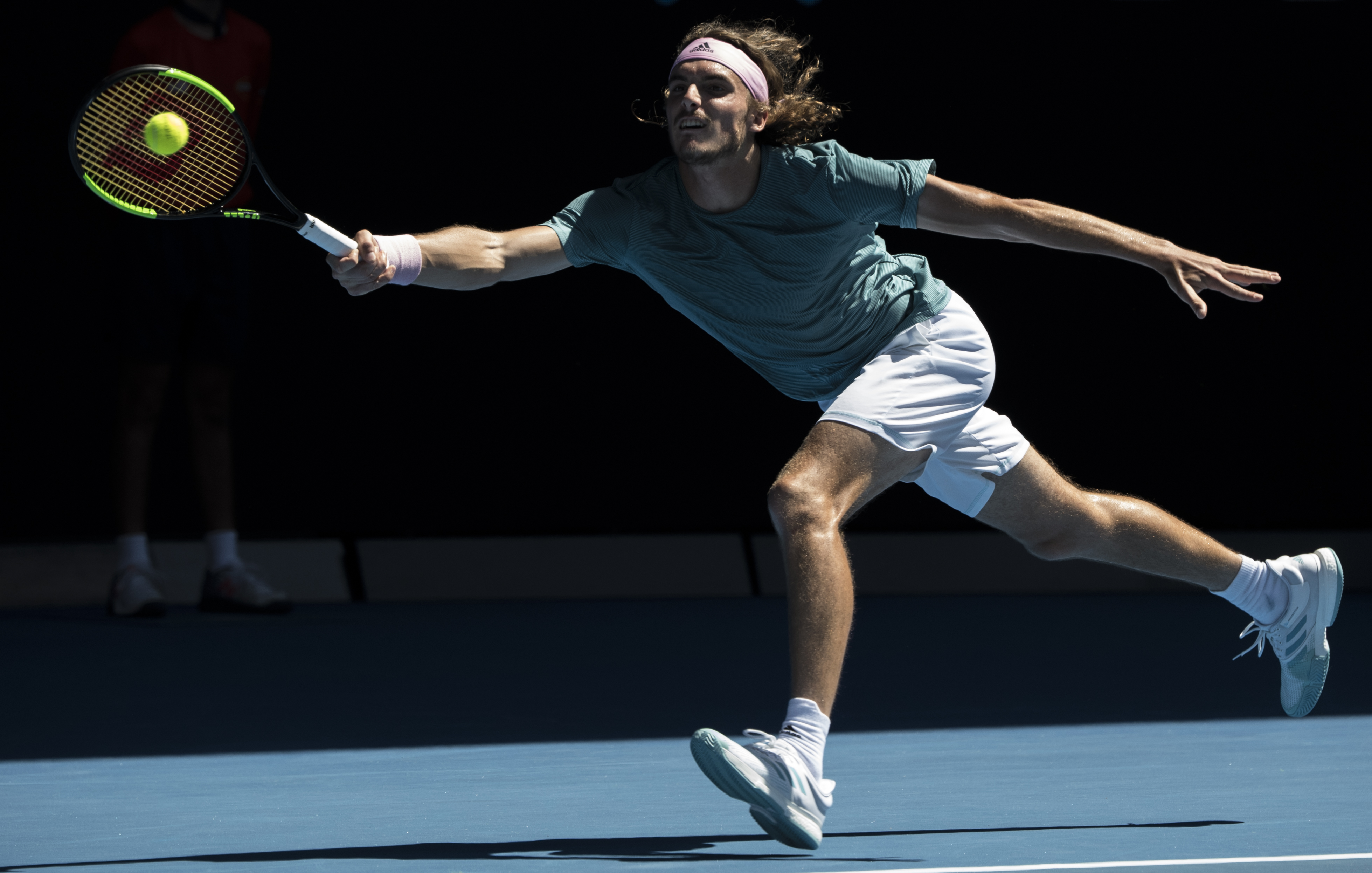 PG电子官网-包含欧洲网球队完胜美国网球队，西西帕斯高光表现的词条